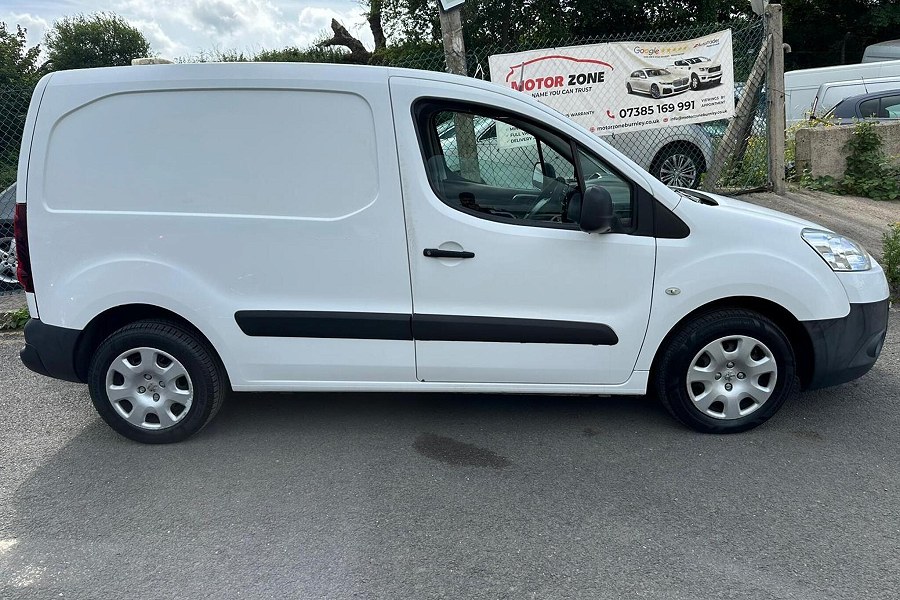 2015 Peugeot Partner photo 6
