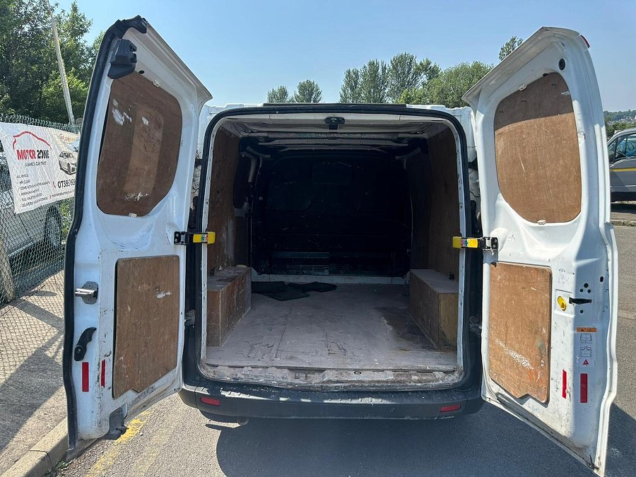 2016 Ford Transit Custom photo 11