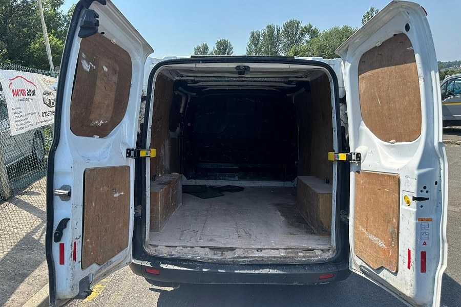 2016 Ford Transit Custom photo 11