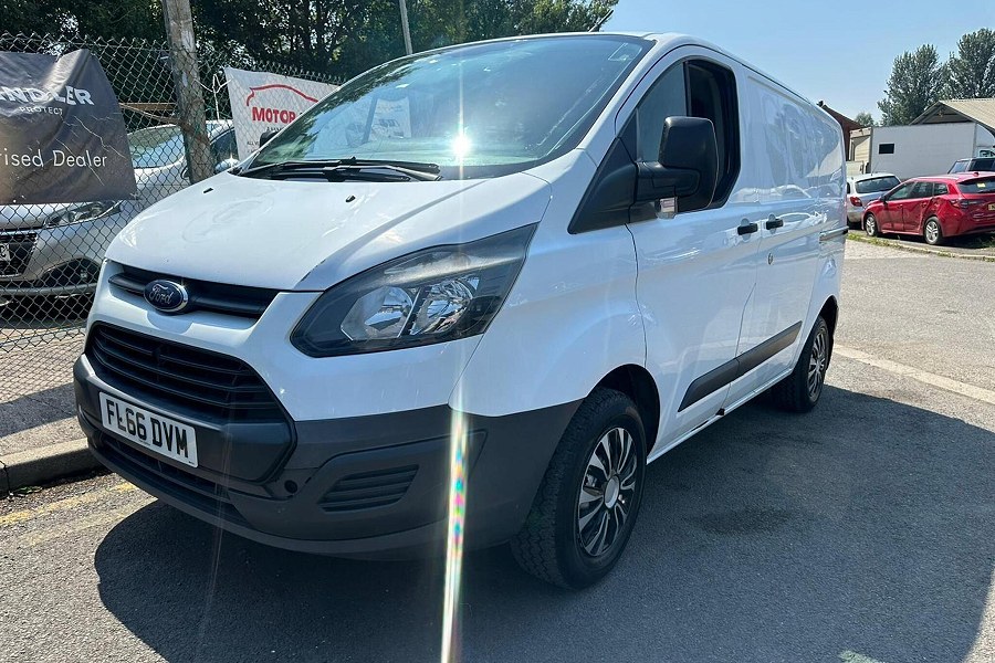 2016 Ford Transit Custom photo 3