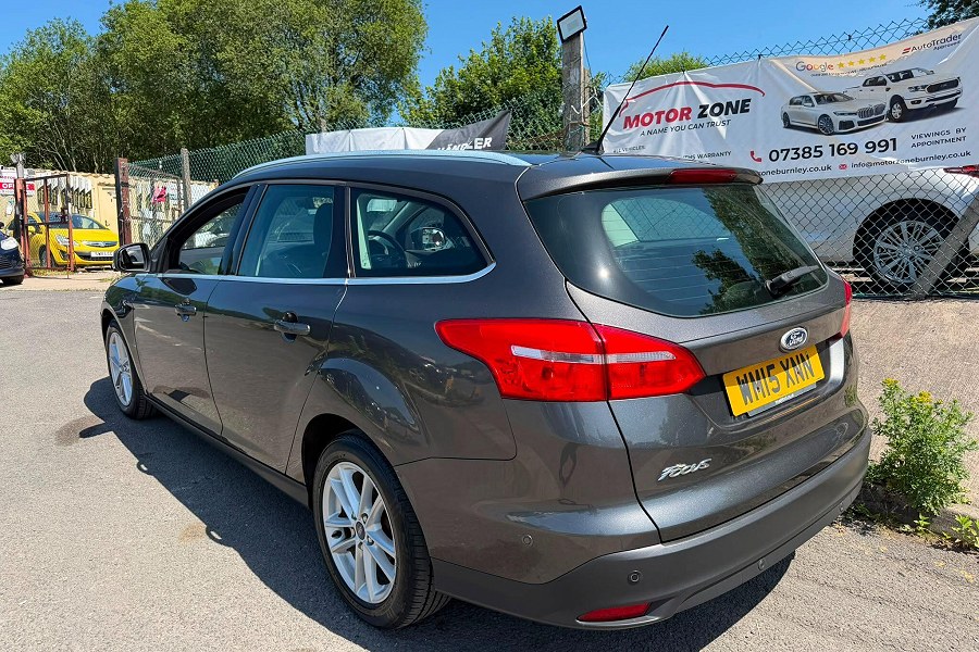 2015 Ford Focus photo 7