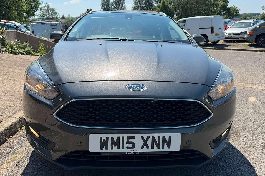 Ford Focus photo 2