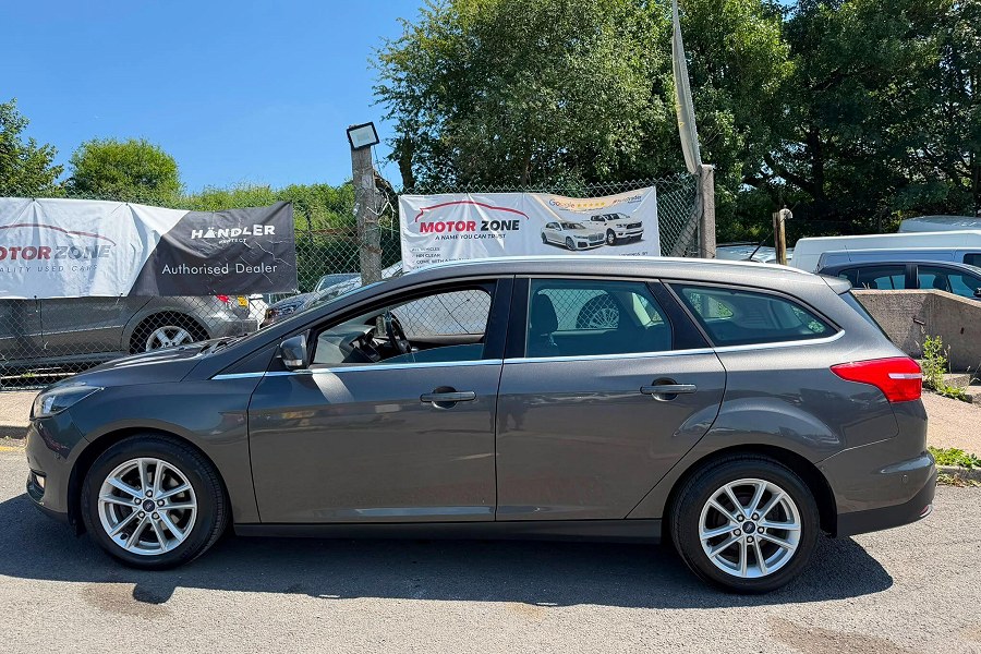 2015 Ford Focus photo 4