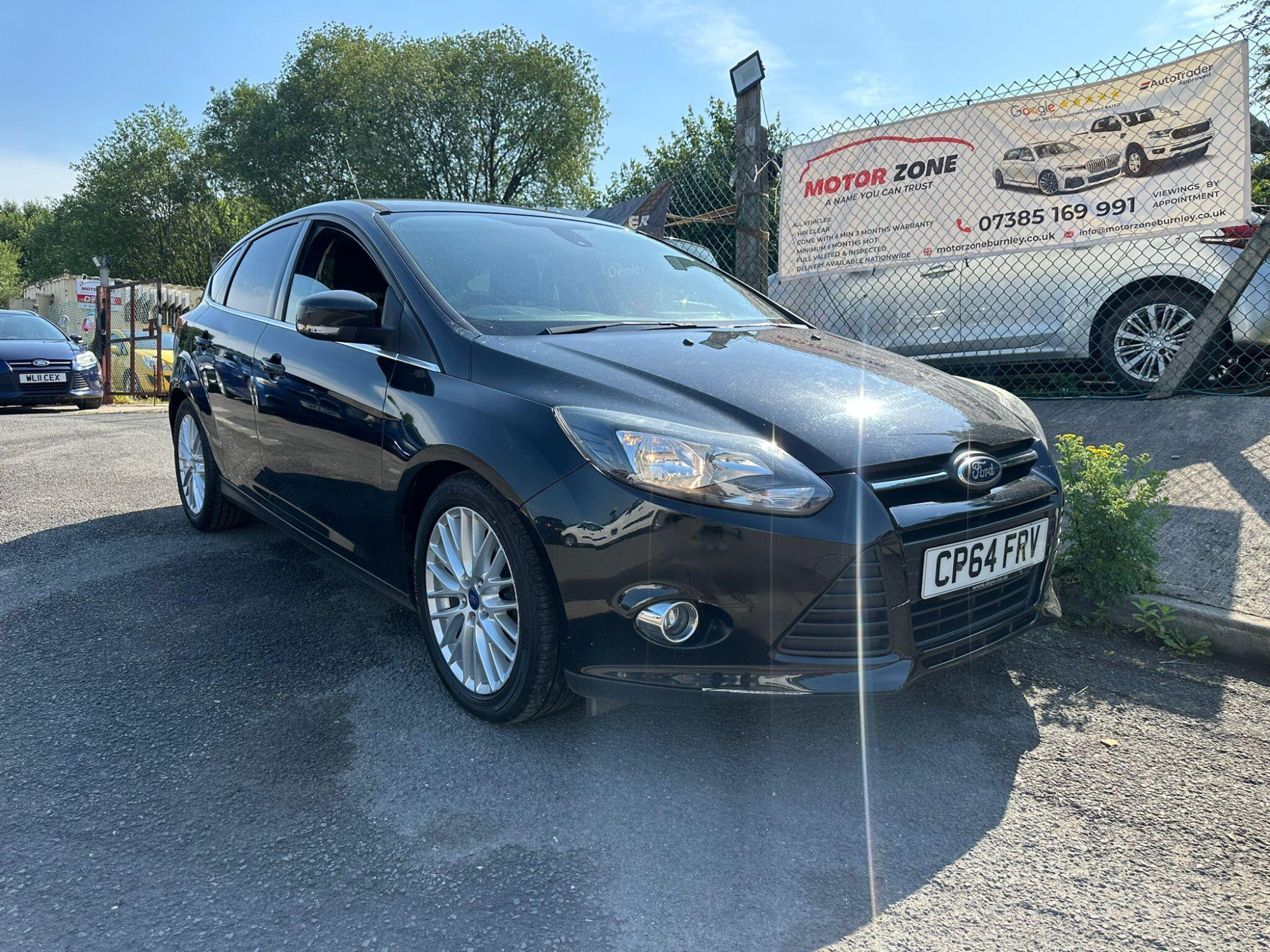 2014 Ford Focus 1.6 TDCi Zetec Euro 5 (s/s) 5dr for sale at Motor Zone Burnley