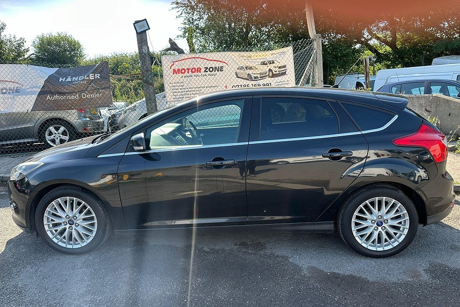 2014 Ford Focus photo 8