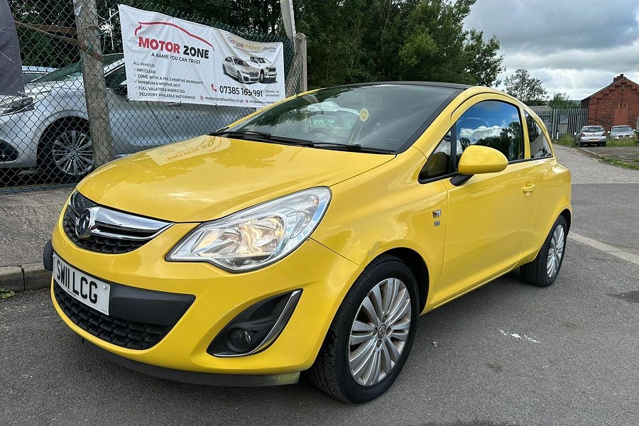 2011 Vauxhall Corsa photo 3