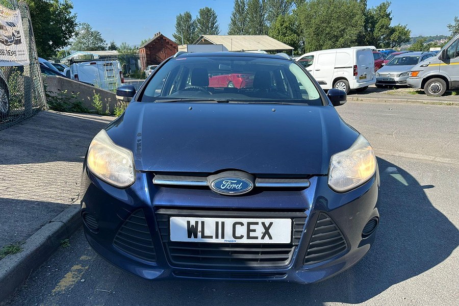 Ford Focus photo 2