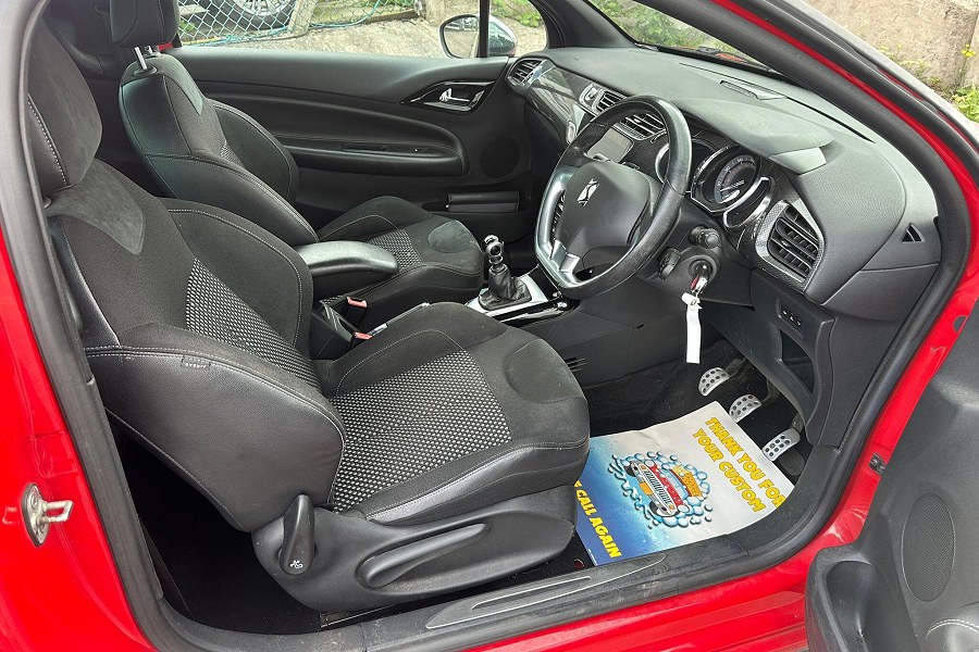 2012 Citroen DS3 photo 10