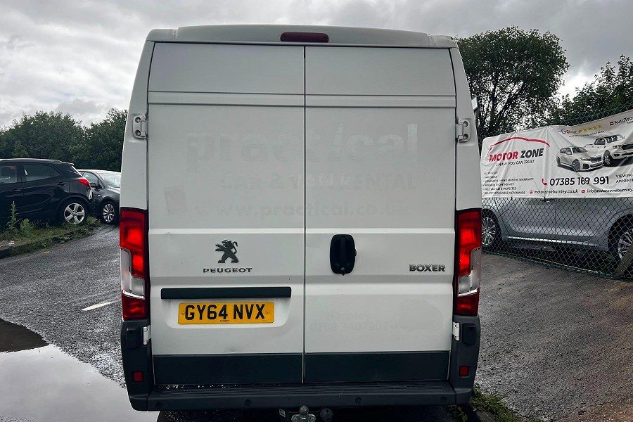 2014 Peugeot Boxer photo 12
