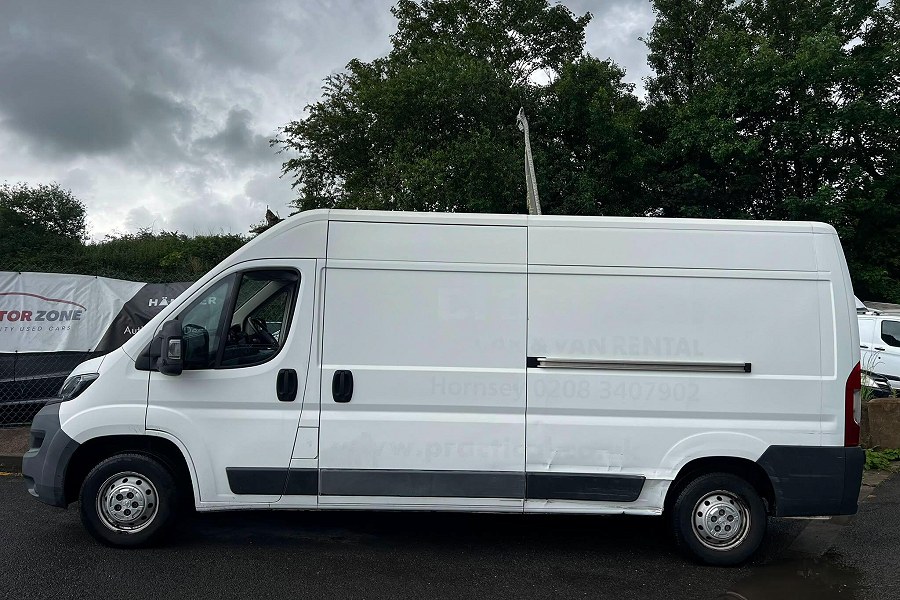 2014 Peugeot Boxer photo 5