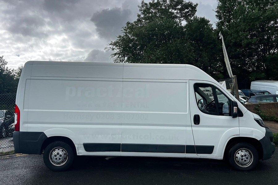 2014 Peugeot Boxer photo 4