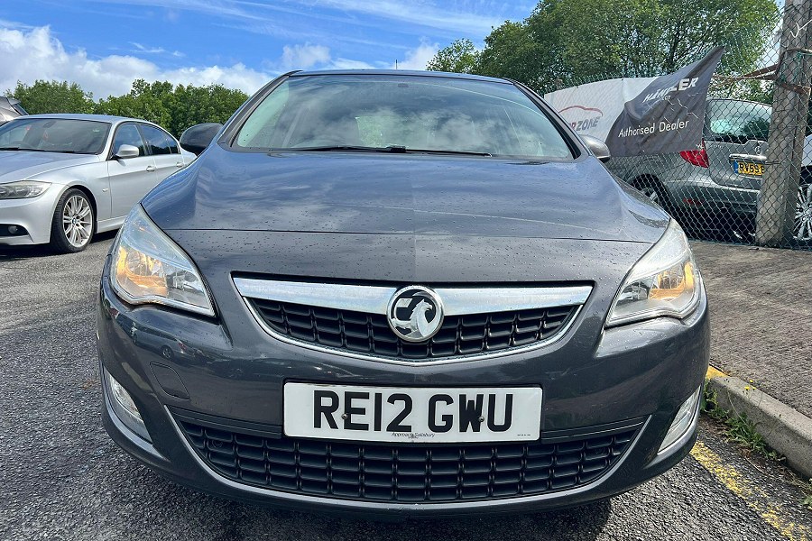 2012 Vauxhall Astra photo 3
