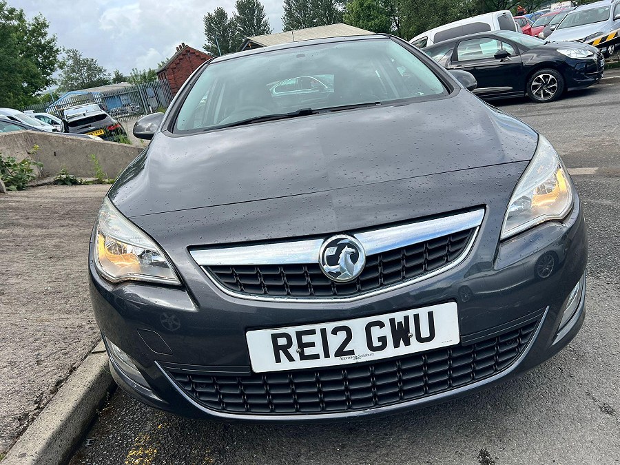 2012 Vauxhall Astra photo 6