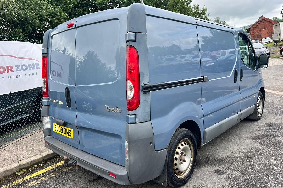 2010 Renault Trafic photo 9