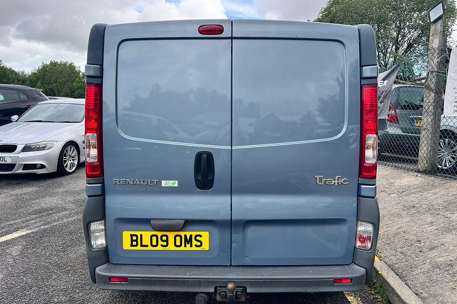 2010 Renault Trafic photo 8
