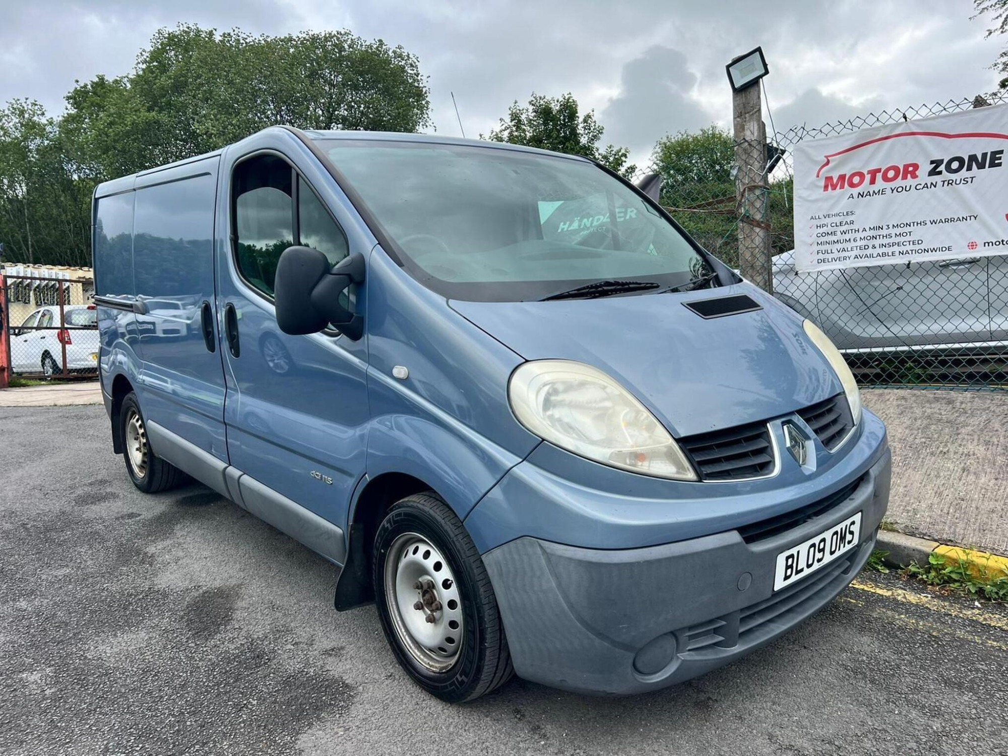 2010 Renault Trafic 2.0 dCi SL27 L1 H1 4dr (Phase 3) for sale at Motor Zone Burnley