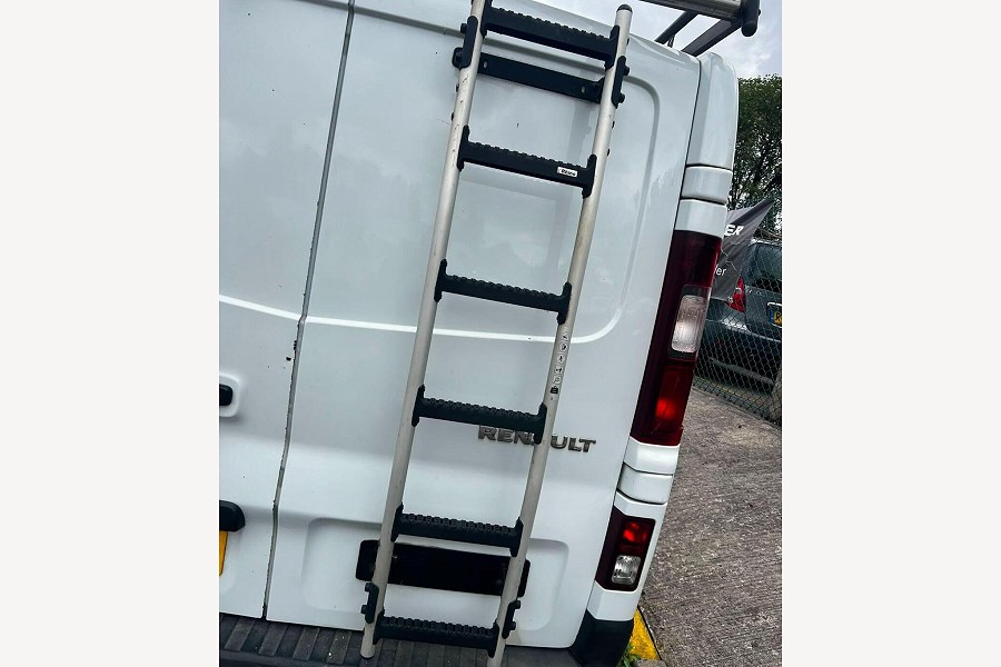 2014 Renault Trafic photo 11