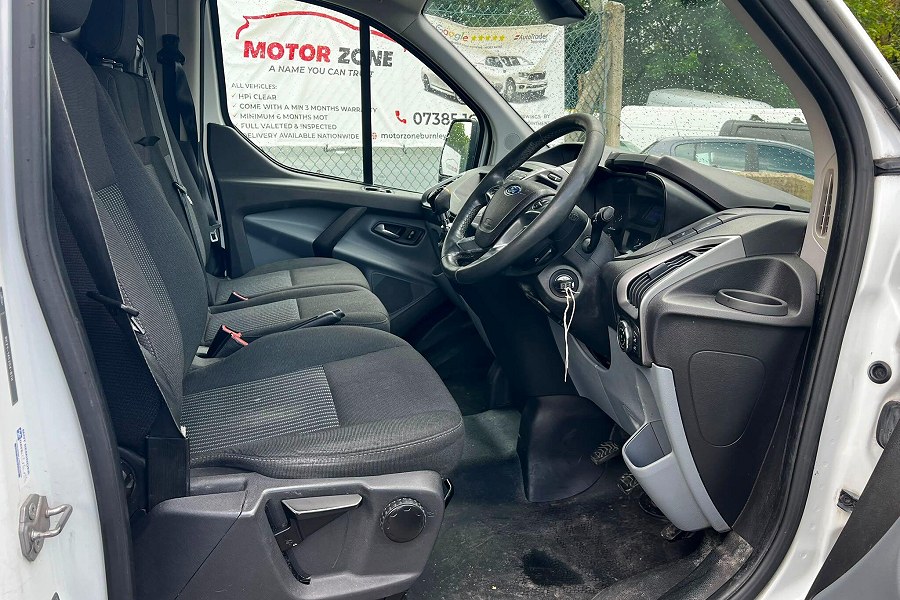 2014 Ford Transit Custom photo 12