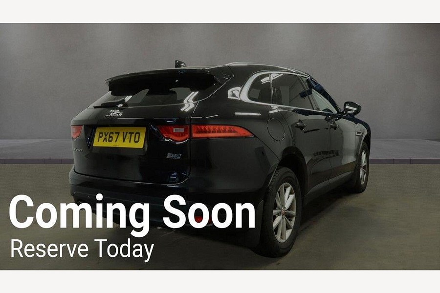 2018 Jaguar F-PACE photo 4