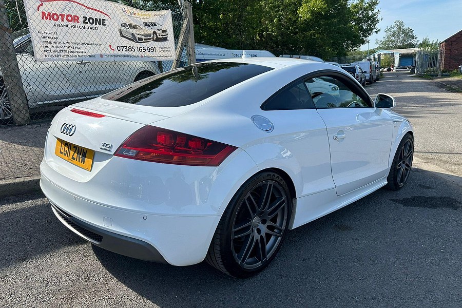2011 Audi TT photo 8