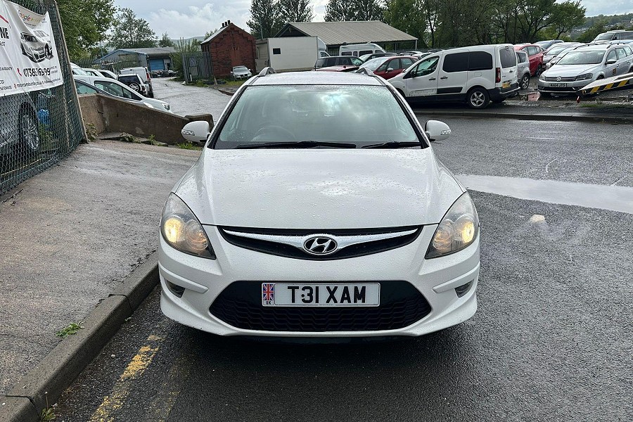 Hyundai i30 photo 2
