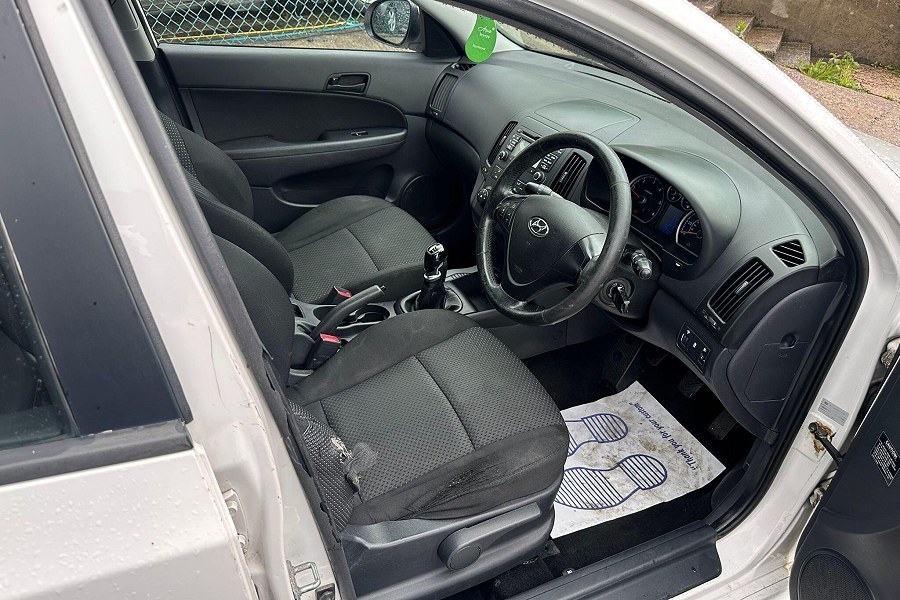 2012 Hyundai i30 photo 13