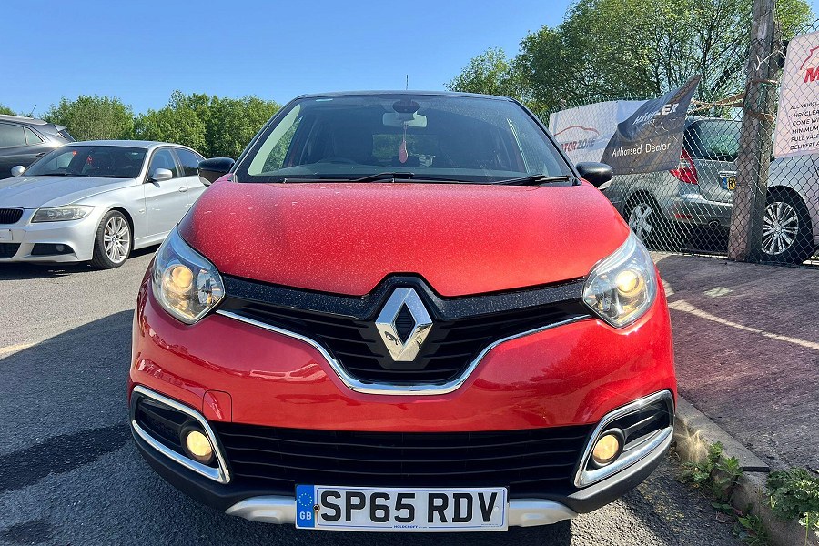 Renault Captur photo 2