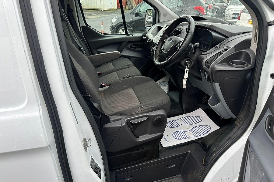 2014 Ford Transit Custom photo 11