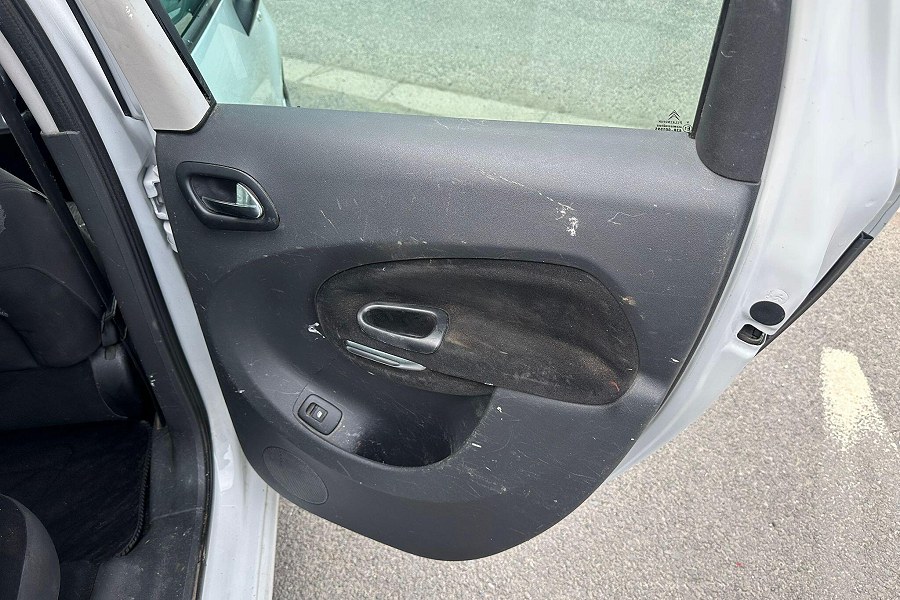 2013 Citroen C3 Picasso photo 14