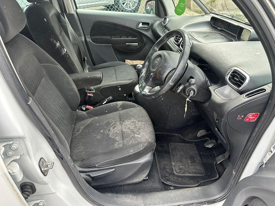 2013 Citroen C3 Picasso photo 11