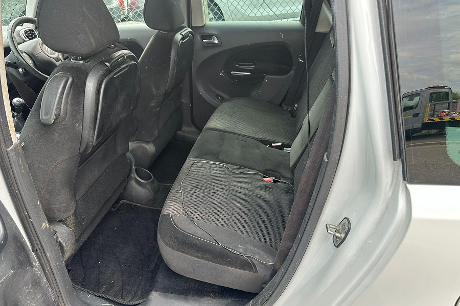 2013 Citroen C3 Picasso photo 12