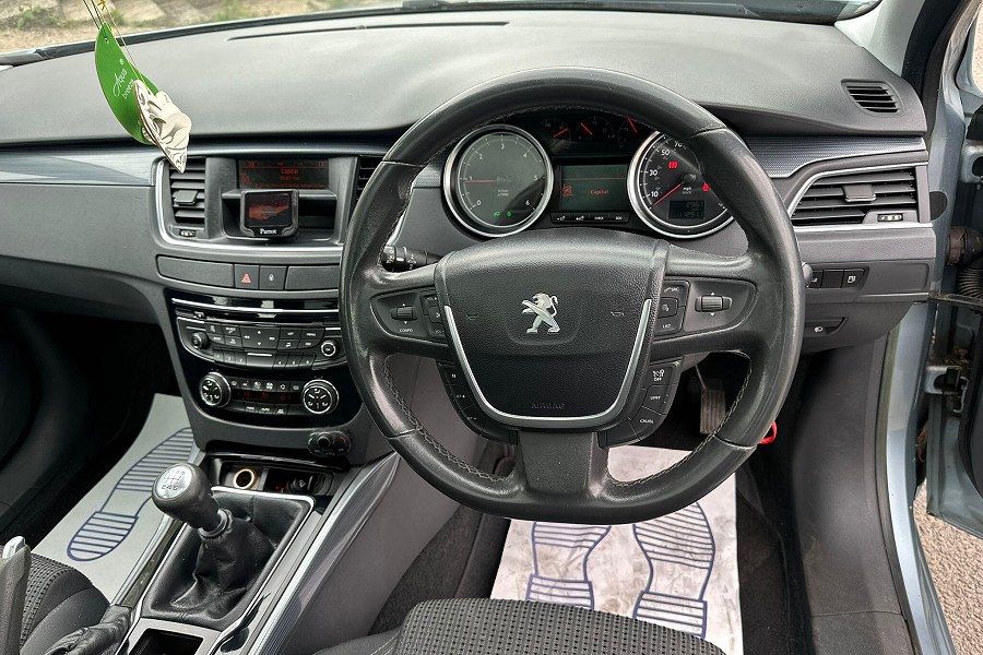 2012 Peugeot 508 SW photo 9