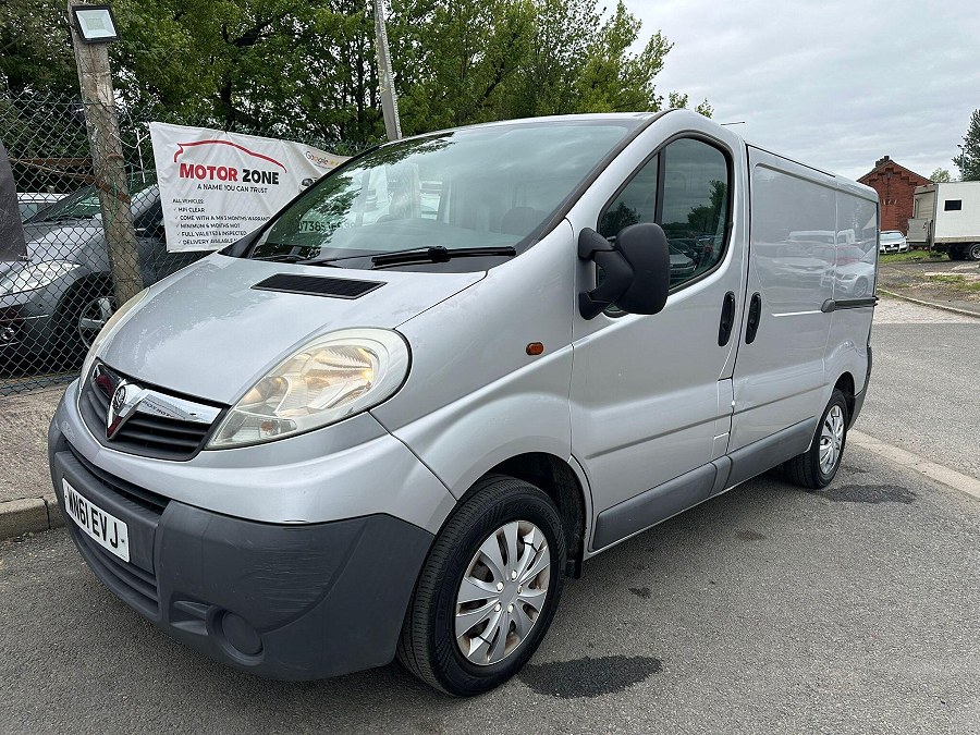 2011 Vauxhall Vivaro photo 3