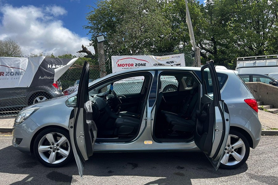 2014 Vauxhall Meriva photo 5