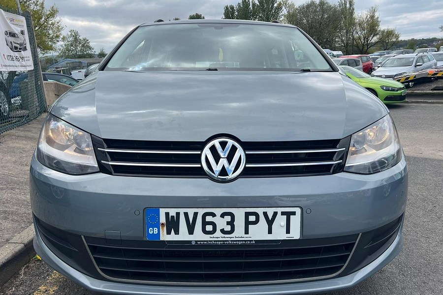 Volkswagen Sharan photo 2