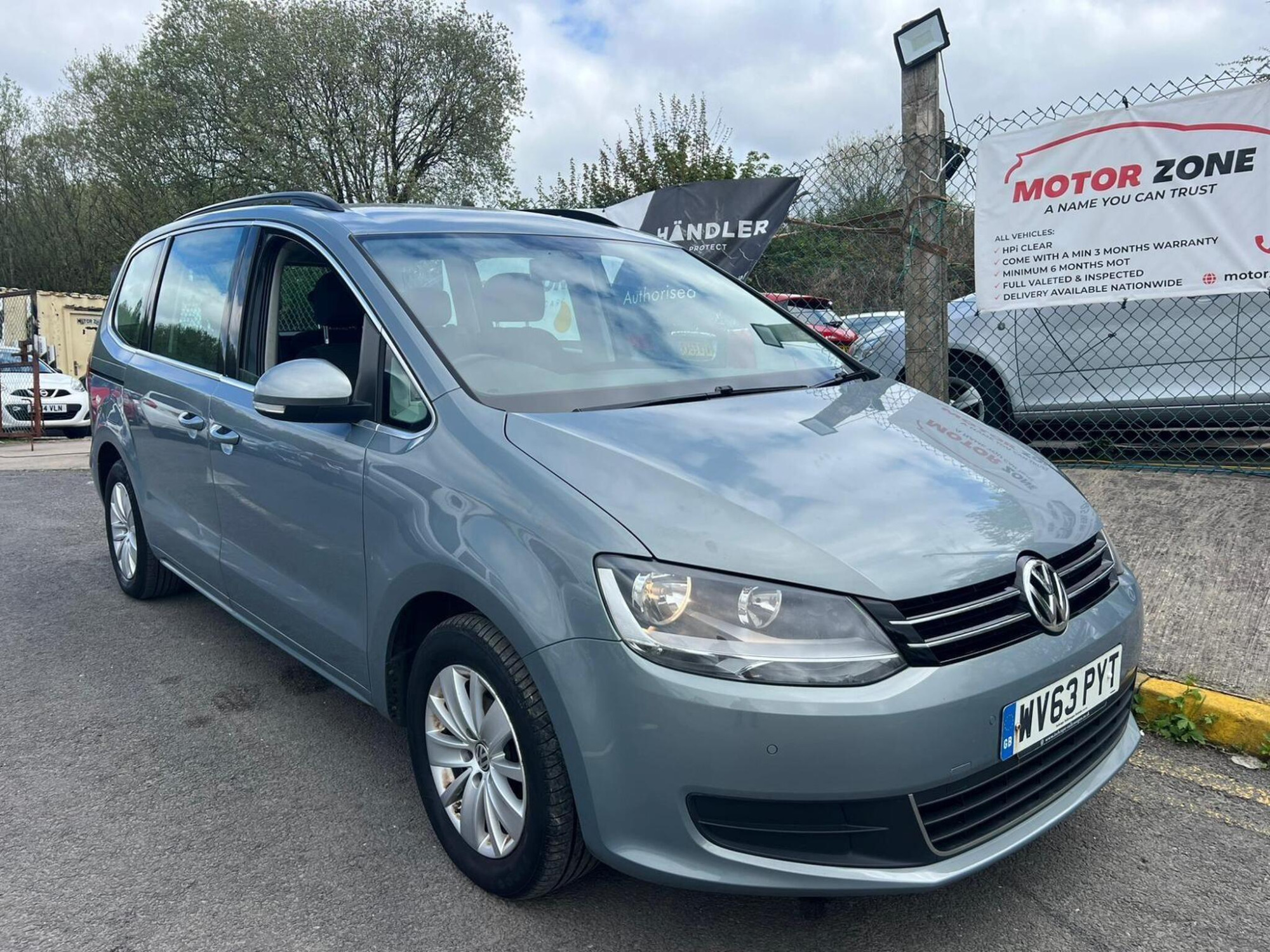 2013 Volkswagen Sharan 2.0 TDI BlueMotion Tech SE Euro 5 (s/s) 5dr for sale at Motor Zone Burnley