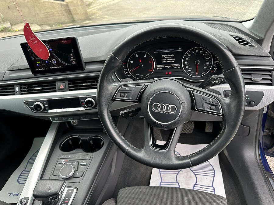 2016 Audi A4 Avant photo 11