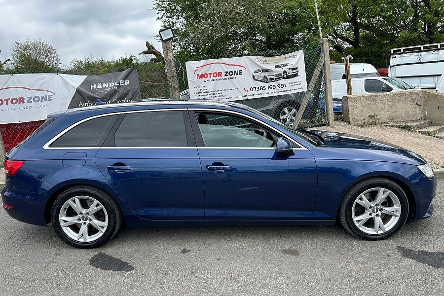 2016 Audi A4 Avant photo 4