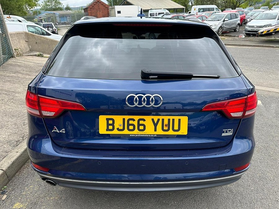 2016 Audi A4 Avant photo 7
