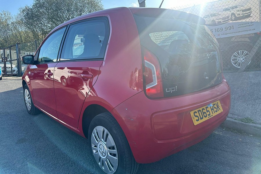 2015 Volkswagen up! photo 6