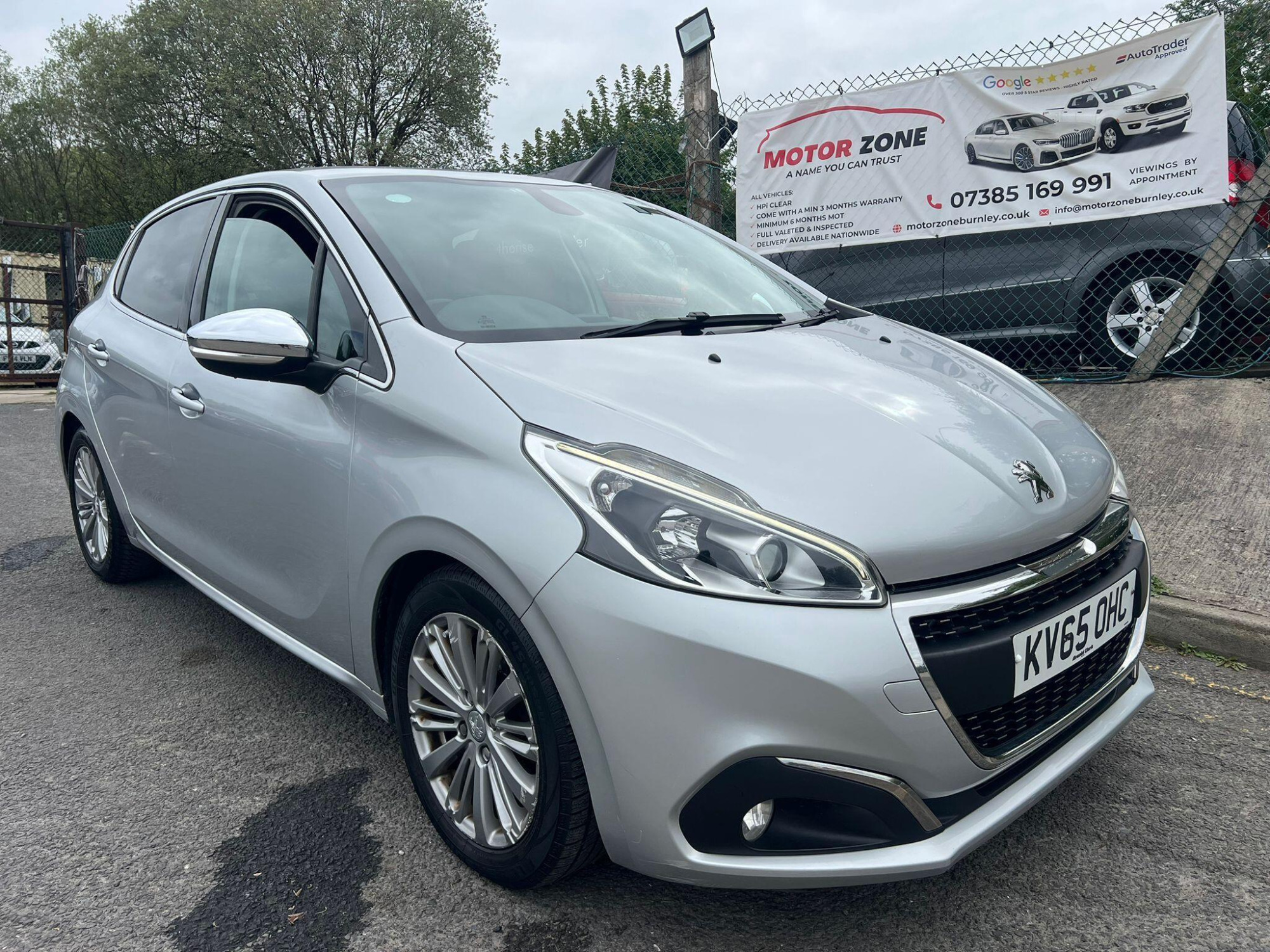 2015 Peugeot 208 1.6 BlueHDi Allure Euro 6 5dr for sale at Motor Zone Burnley