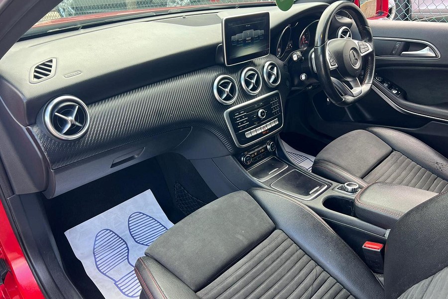 2016 Mercedes-Benz A Class photo 10