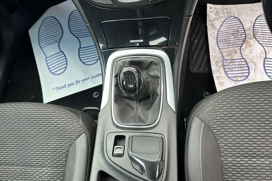 2014 Vauxhall Insignia photo 9