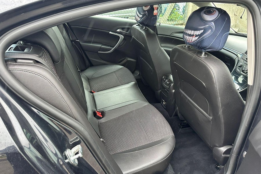 2014 Vauxhall Insignia photo 11