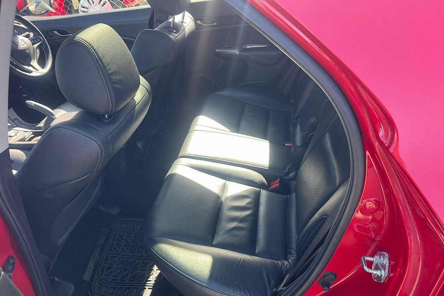 2010 Honda Civic photo 13