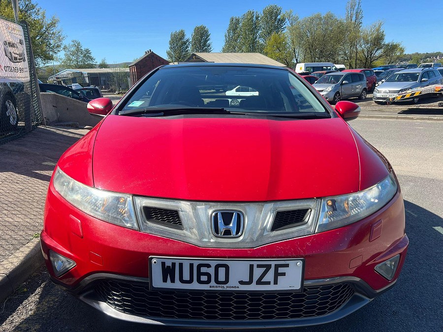 Honda Civic photo 2