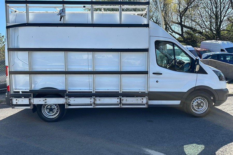 2017 Ford Transit photo 4