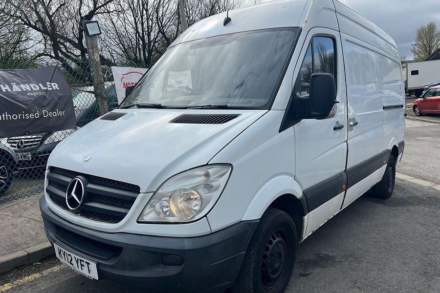 2012 Mercedes-Benz Sprinter photo 3