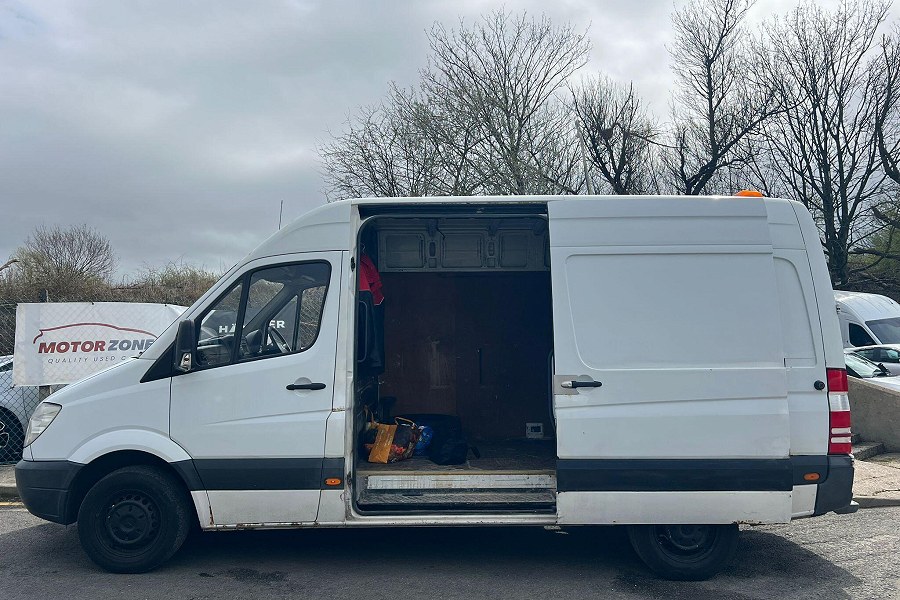 2012 Mercedes-Benz Sprinter photo 5