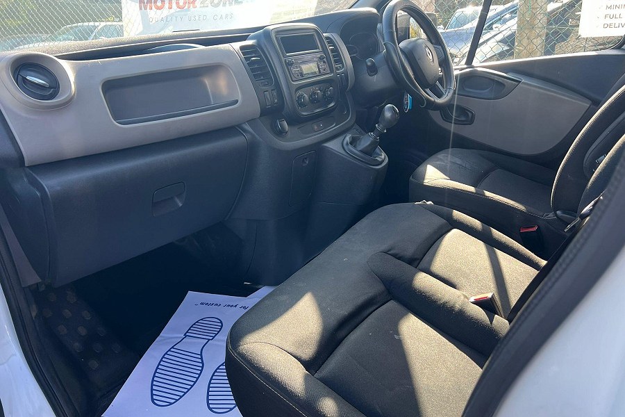 2015 Renault Trafic photo 14